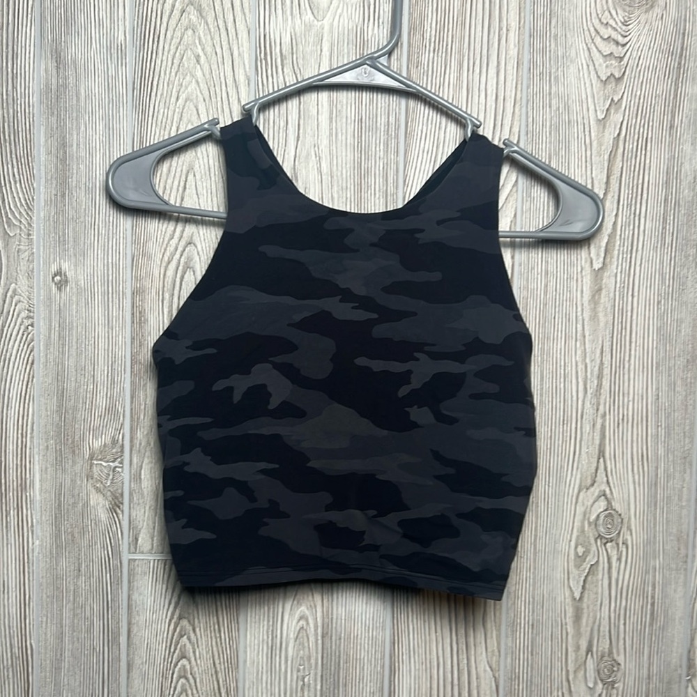 Women’s Athleta Conscious Crop Black Camouflage Bra Size Small